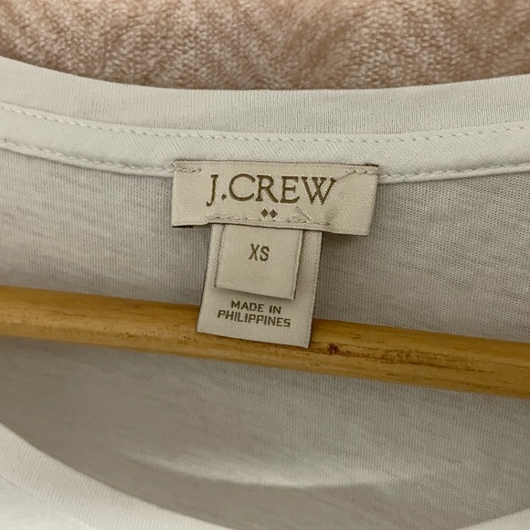 J Crew Sleeveless Blouse With Lace Detail - Picture 3 of 4